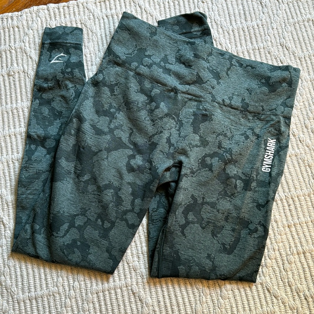 Gymshark Adapt Camo Seamless Scrunch Leggings Size S